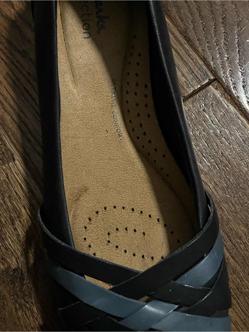 Clarks Black and Blue Leather Woven Toe Flats - Picture 3 of 6